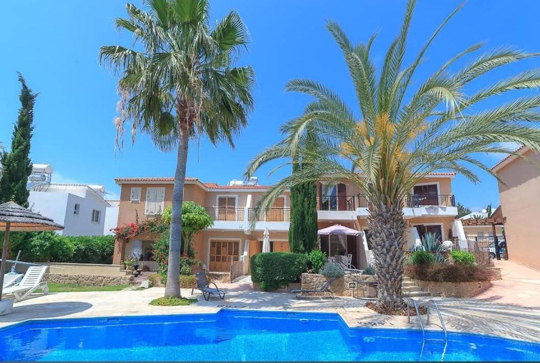 Eden Gardens Villa Paphos Eksteriør billede