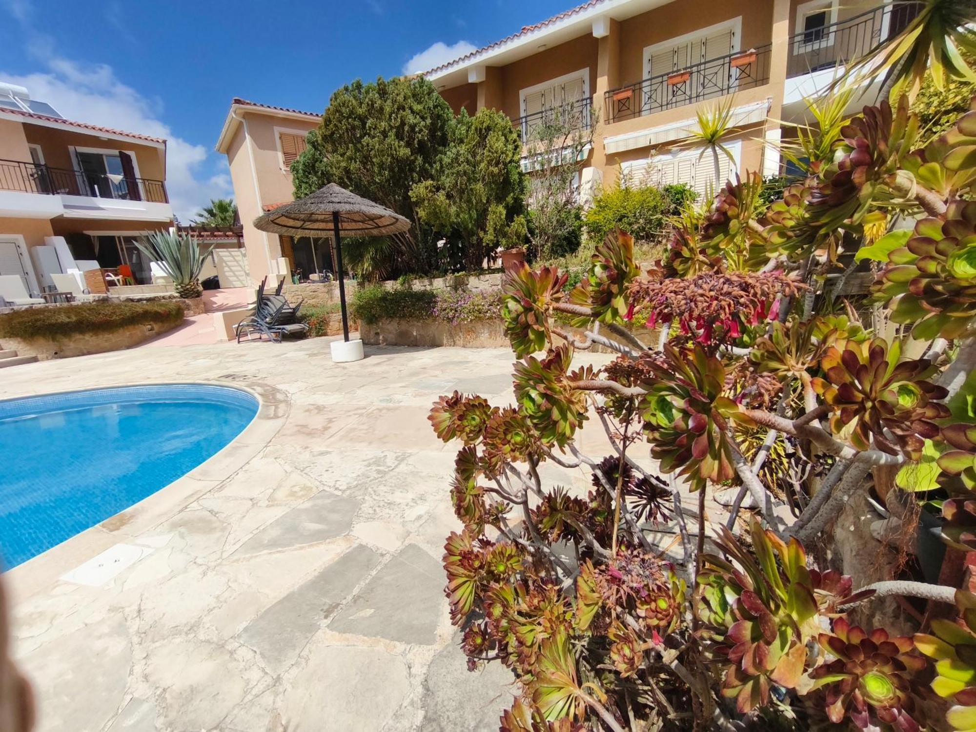 Eden Gardens Villa Paphos Eksteriør billede